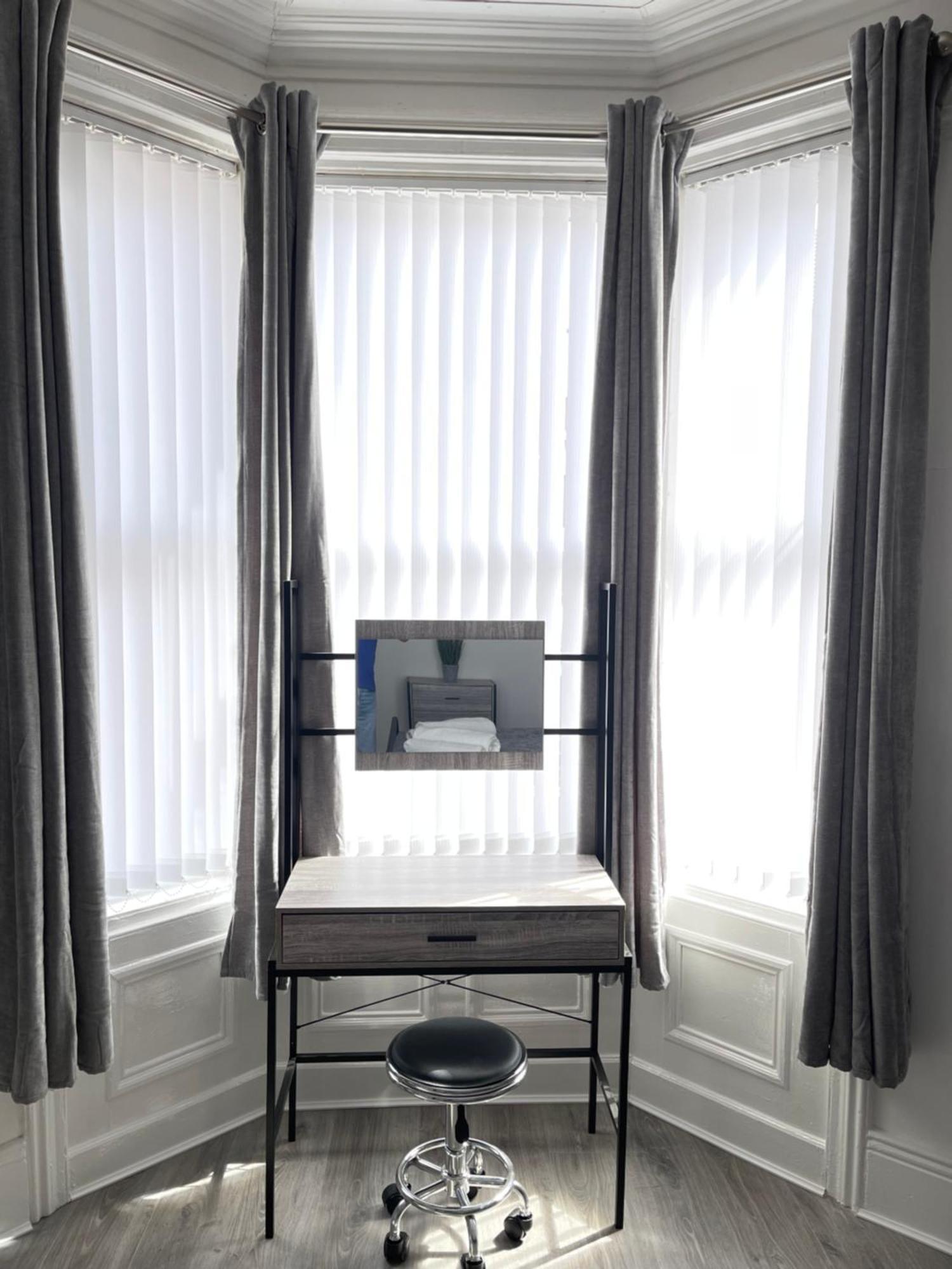 Belford Apartment, Close To Тайнмут Екстериор снимка