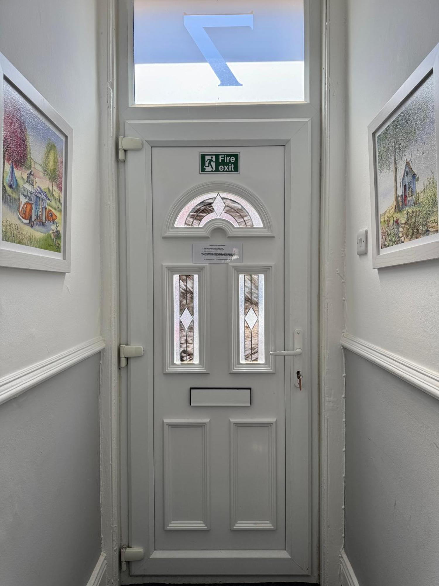 Belford Apartment, Close To Тайнмут Екстериор снимка